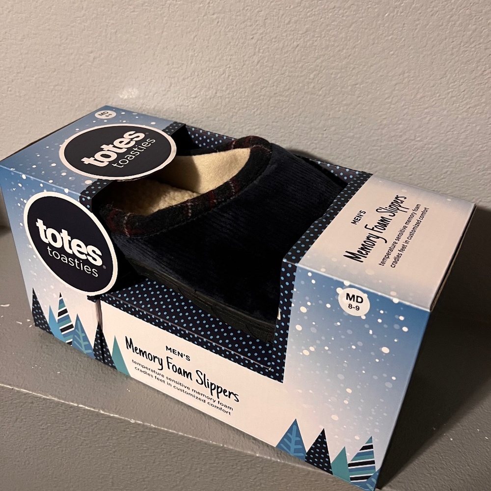 👞👟Mens Totes Toasties Memory Foam Slippers  size Medium